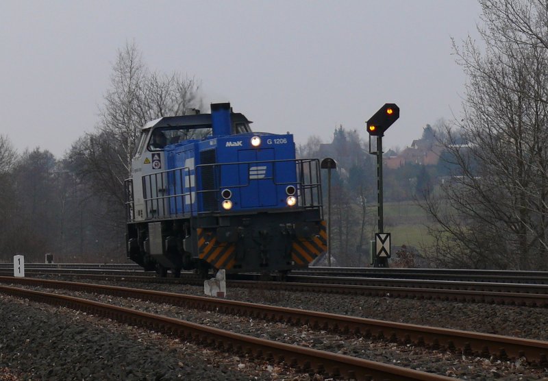 G 1206 D05 der Regentalbahn als Lz kurz nach Wiesau (Oberpf) richtung Hof Hbf, 22.03.2009